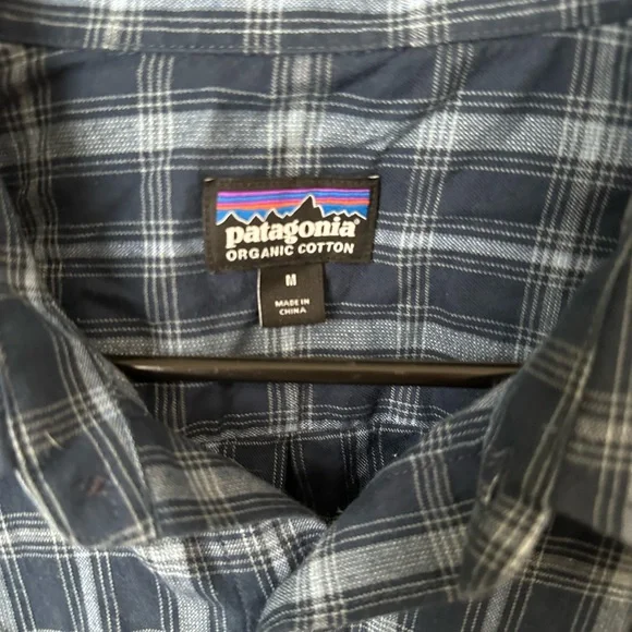 Mens Patagonia Button Down - Picture 3 of 3